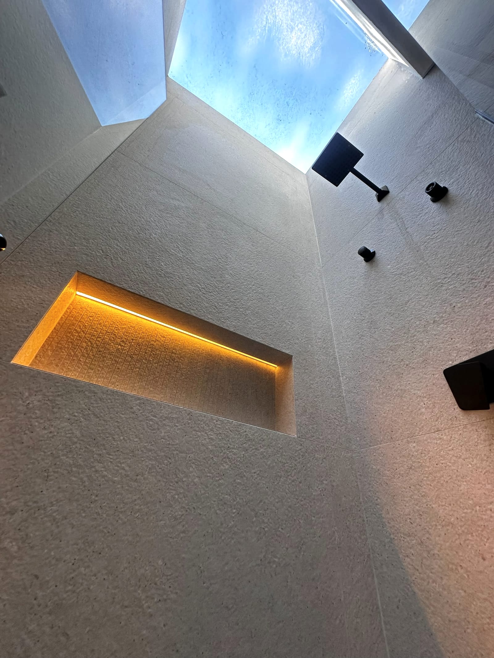Nicho com iluminação embutida